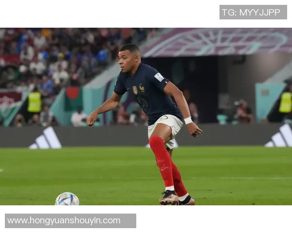 追逐绿茵梦想的传奇人生足球球星奋斗与荣耀故事