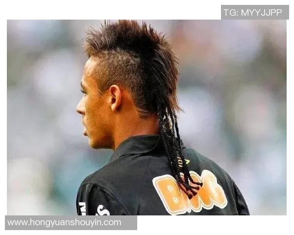 以足球巨星发型纹理为灵感探寻运动与时尚融合的新潮流 以足球巨星发型纹理为灵感探寻运动与时尚融合的新潮流